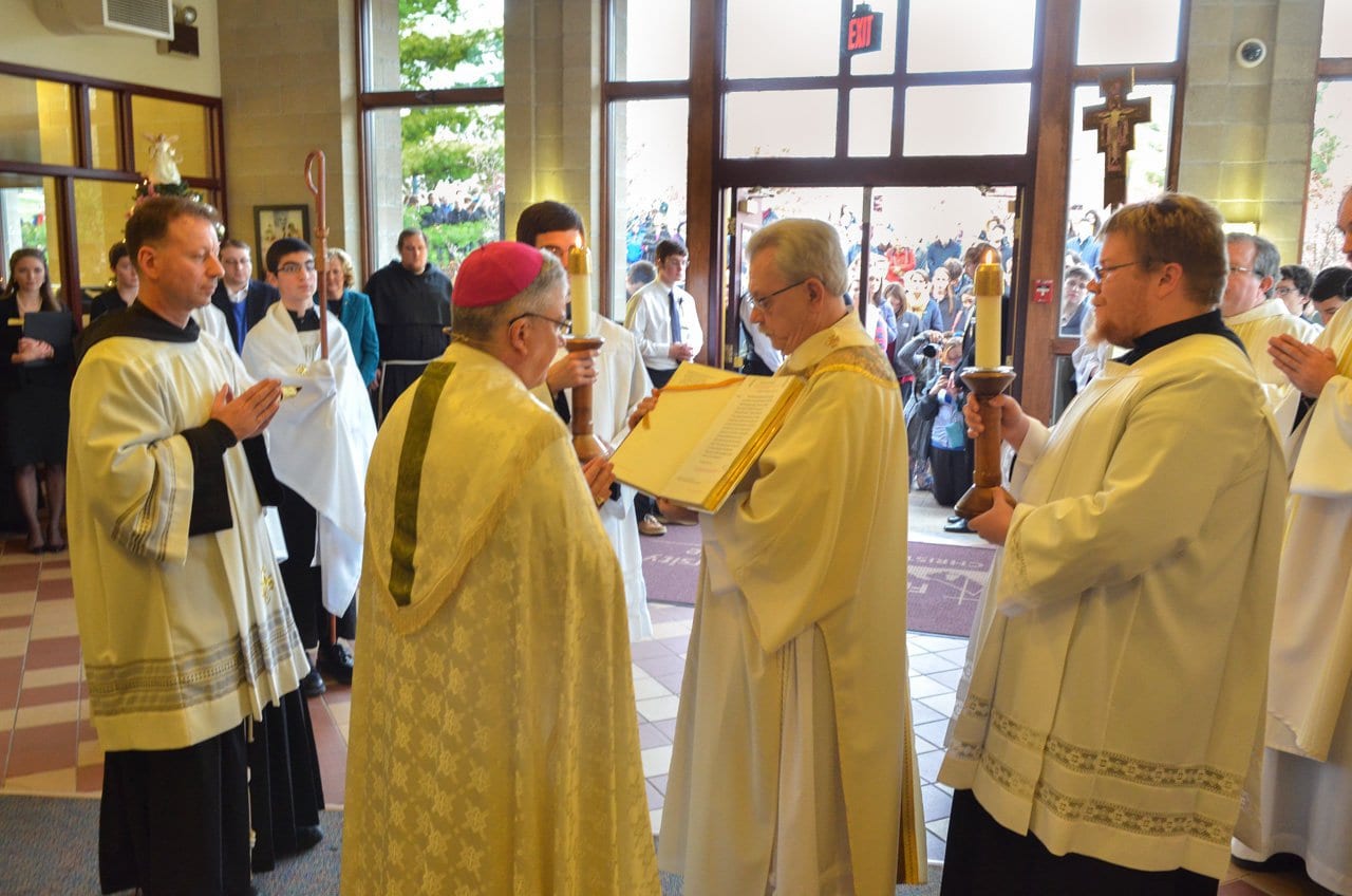 Steubenville Bishop Opens Holy Door – Franciscan University of Steubenville