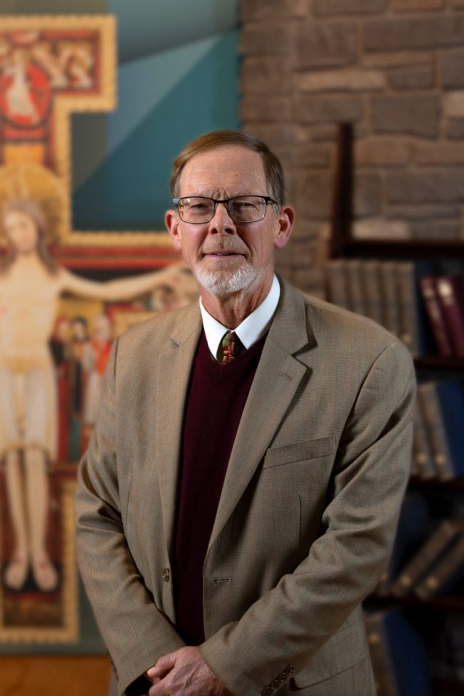 Dr. Alan Schreck portrait Fall2021 _B5A1841