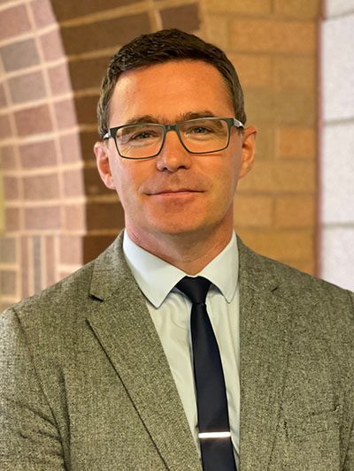 Dr. Robert McNamara_EDIT_400x533px Dr. Robert McNamara