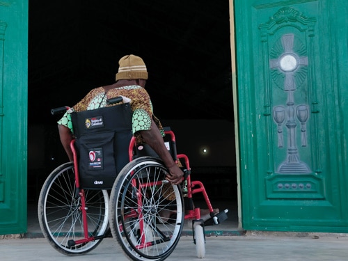 strength-in-the-face-of-persecution-1 K of C-sponsored initiatives bring faith and charity to the suffering Church in Nigeria.